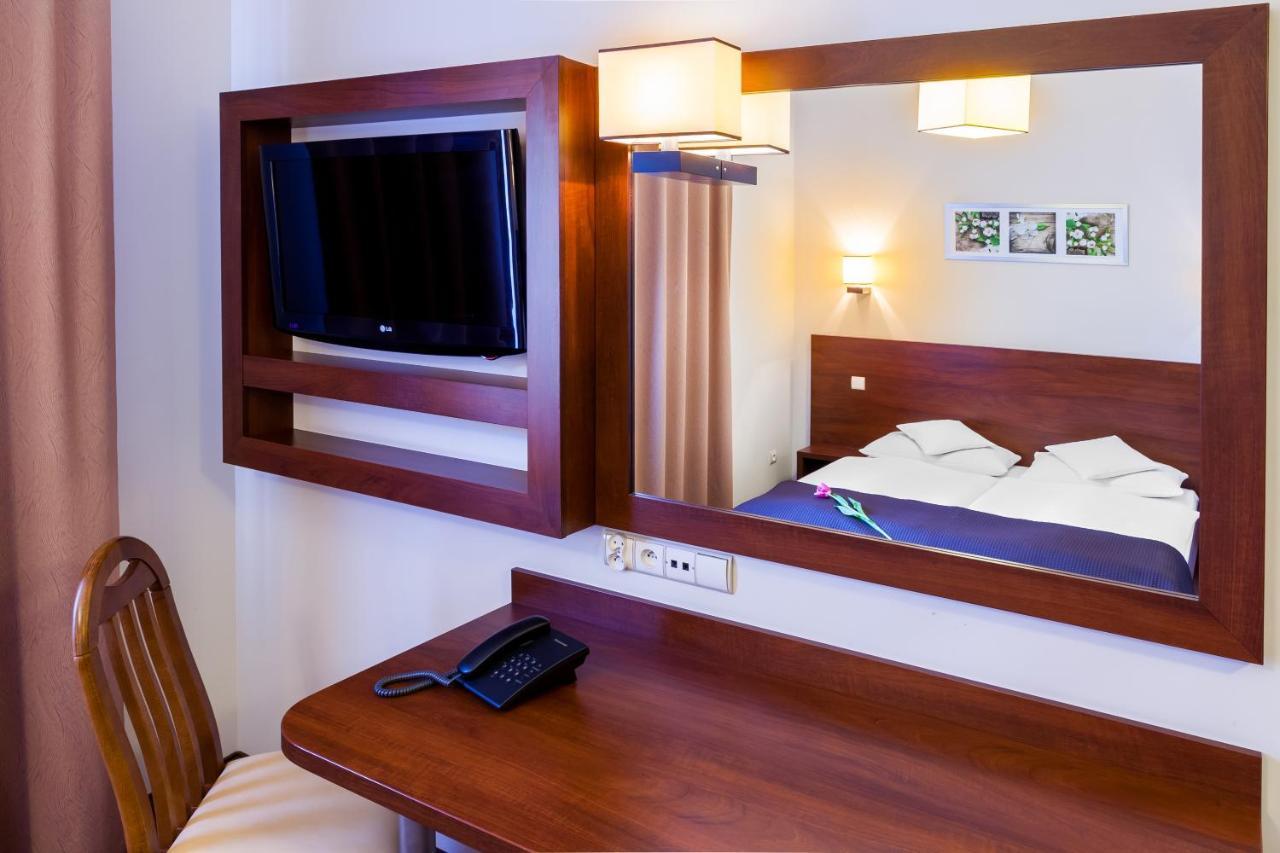 Hotel Mikulski Gliwice Extérieur photo