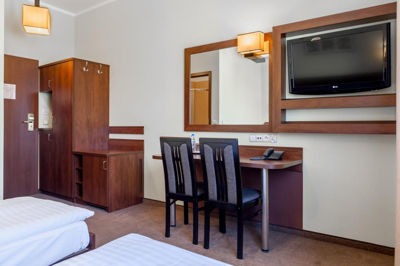 Hotel Mikulski Gliwice Extérieur photo