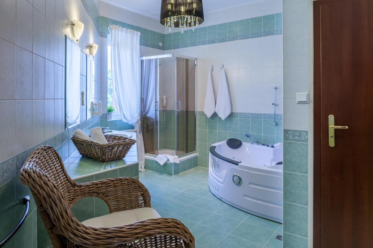Hotel Mikulski Gliwice Extérieur photo