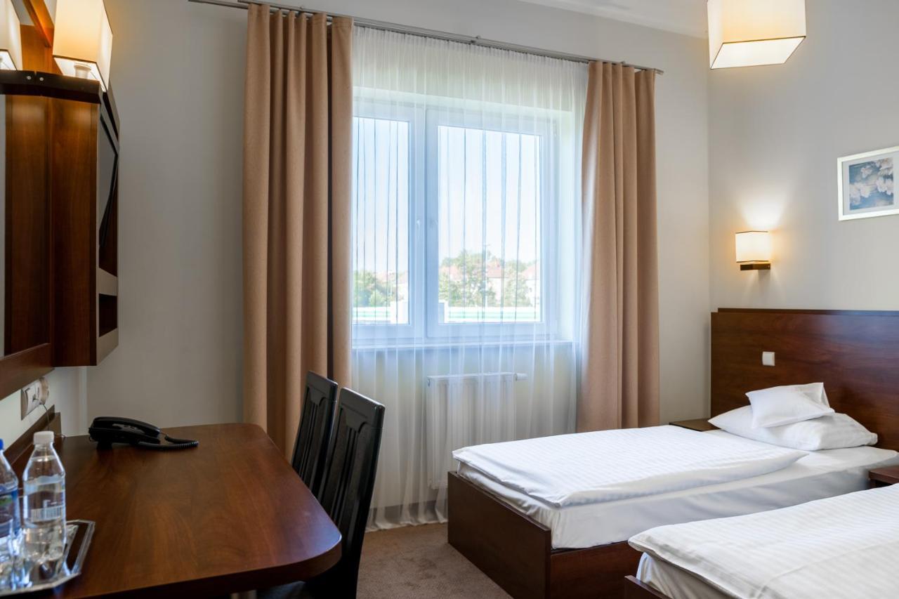 Hotel Mikulski Gliwice Extérieur photo