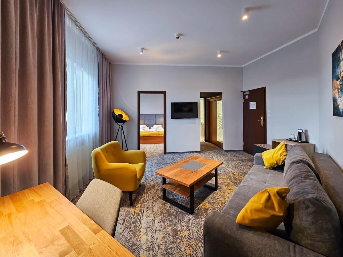 Hotel Mikulski Gliwice Extérieur photo